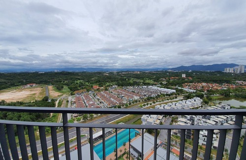 Nilai Maison | Best Hotel Relax Concept, WIFI GRATUIT, près de l'aéroport international de Malaisie (BLF2201)