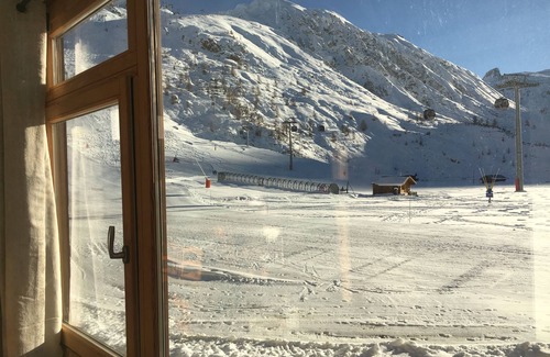 Tignes le Lac Appartement | “Meilleur emplacement et vue à Tignes" Appartement de 4 chambres récemment rénové