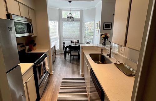 Shepherd Mountain Appartement | Best location in Austin! ! 1 min. Away from Pennybacker Bridge .