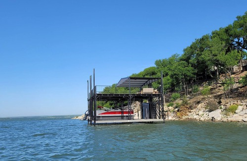 Lake Bridgeport Maison | Best Location! Private Dock, Arcade, Spectacular Views, Game Room, Media Room, Firepit! The Lookout