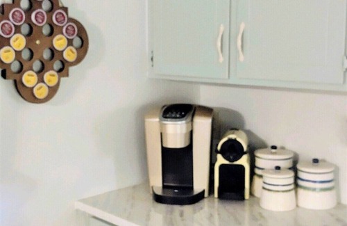 Old Town Maison | BEST location Quiet Cottage Pets Kitchen