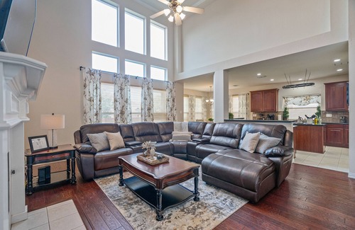 Allen Maison | Best of Allen, TX! 6 Bedroom. Gameroom