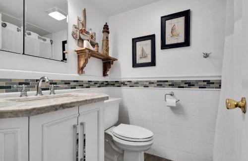 Ortley Beach Maison | Best One Block To The Beachboardwalk