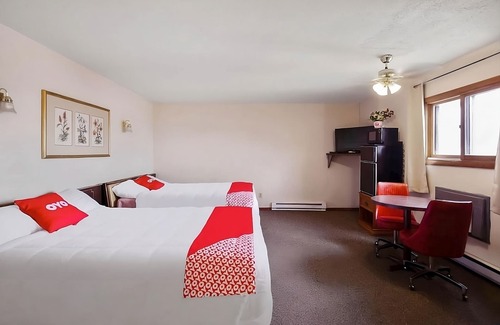 Cheyenne Wells Maison | Best Place to Stay in Cheyenne Wells! 4 Great Units, Pets Allowed, Free Parking