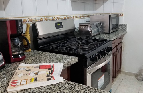 Honduras Appartement | Best place to stay, close to everything, you will love it.