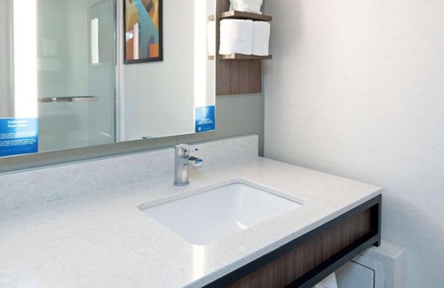 Albuquerque Hôtel | Best Place to Unwind! Pet-friendly, Indoor Pool, Free Shuttle, Free Parking!