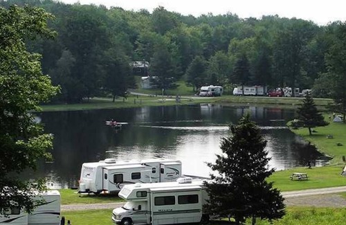 Endicott Maison | Best Place to Unwind! Free Parking, Water Sports Activities!