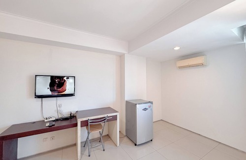 Siwalankerto Appartement | Best Price And Comfortable Living Studio At High Point Serviced Apartment