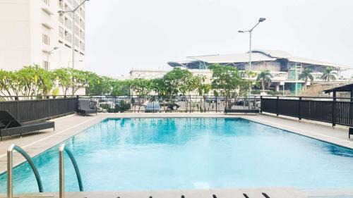 Kayu Putih Appartement | Best Price and Restful Studio at Tifolia Apartment By Travelio