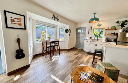 Haiku Appartement | BEST Road to Hana and Haleakala National Park - Cute, Private Spot for 2!