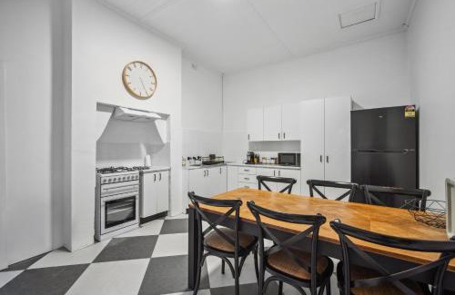 Wagga Wagga Maison | Best St Retreat - So Central