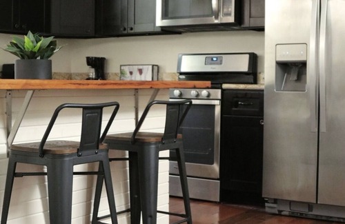 East Riverside Maison | Best Stop on Tchoup