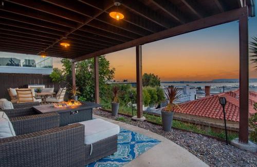 Middletown Maison | Best Value in SD $1M Views; Great Location; WD