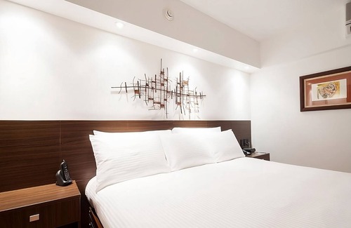 San Jose Hôtel | Best Value, Quality Stay! Free Parking, Pet-Friendly Close to Museums