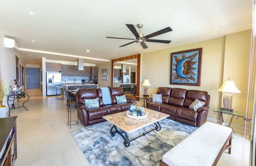 Colonia El Progreso Copropriété | Best view in Cabo, modern Condo with great amenities