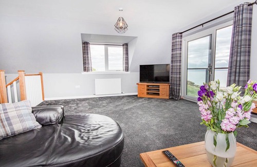 Tain Appartement | Best views of Balintore Beach