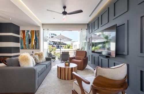 Alta Vista Appartement | BEST Views of PV-Banderas Bay from Rooftop Infinity Pool-Luxury Condo