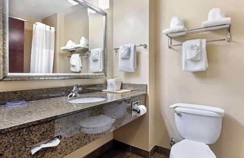 Carthage Hôtel | Best Western Carthage Inn & Suites