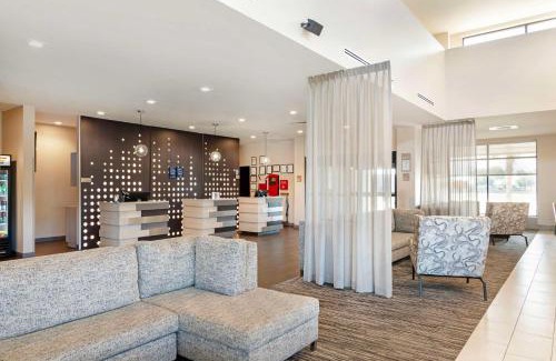 Warner Robins Hôtel | Best Western Plus Executive Residency Rigby's Water World Hotel