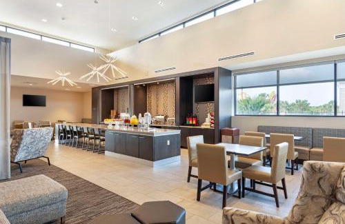 Warner Robins Hôtel | Best Western Plus Executive Residency Rigby's Water World Hotel