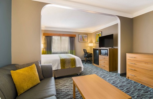 Manchester Hôtel | Best Western Plus Executive Court Inn & Conference Center