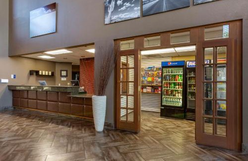 Thunderbird Industrial Airpark Hôtel | Best Western Plus Scottsdale Thunderbird Suites