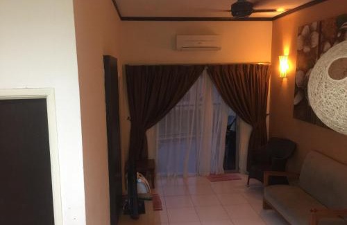 Endah Appartement | Bestari Homestay @ Gold Coast Morib