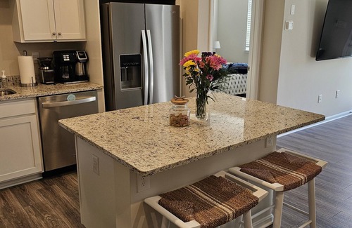 Millville Maison | Bethany entire town home in beach resort like community, community pool, families - DOG Friendly!