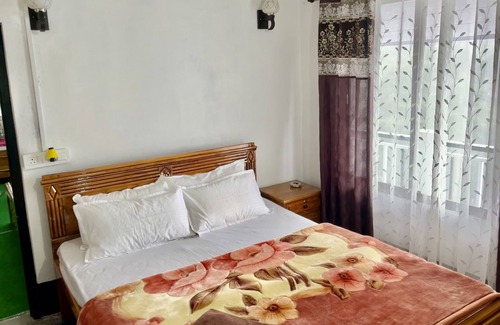 Karsiyang Lit Et Petit-Déjeuner | Bethesda Dheem Homestay by Rekha Waiba.