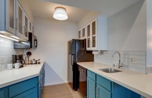 Sunnyvale Hôtel | Better Choice for your Vacation! THREE Relaxing 2BR Suites, Swimming Pool!
