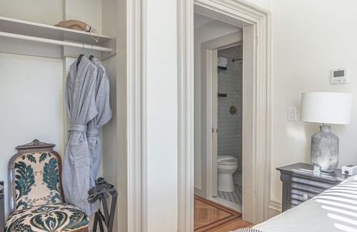 Kingston Hôtel | Better Choice for your Vacation! Near Kingston-Ulster Airport, Free Parking