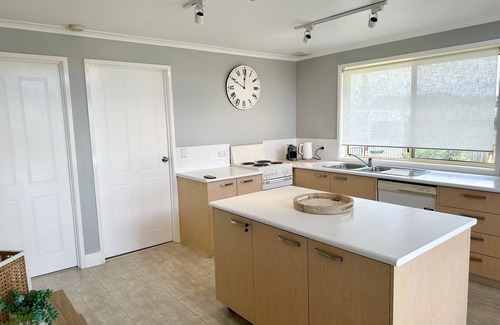 Surf Beach Maison | Betty on Bayview - Surf Beach