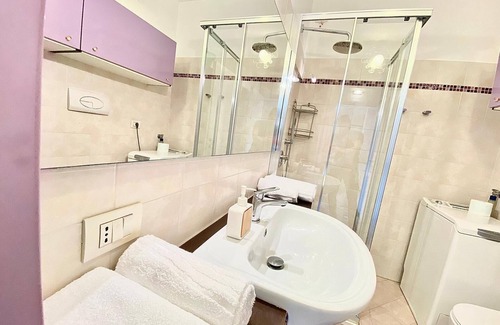 Certosa Appartement | Between Centro Città and Fera Milano, with private and guarded parking