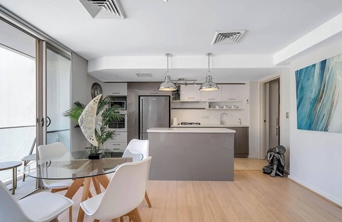 Manly Appartement | Between Harbour and Beach in the Heart of Manly with level access/lift