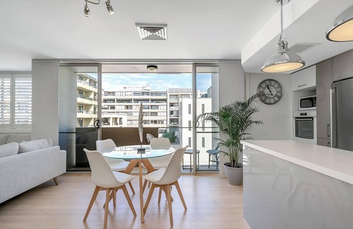 Manly Appartement | Between Harbour and Beach in the Heart of Manly with level access/lift
