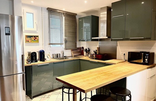Auteuil Appartement | entre Tour Eiffel et Bois de Boulogne , appartement calme et élégant !