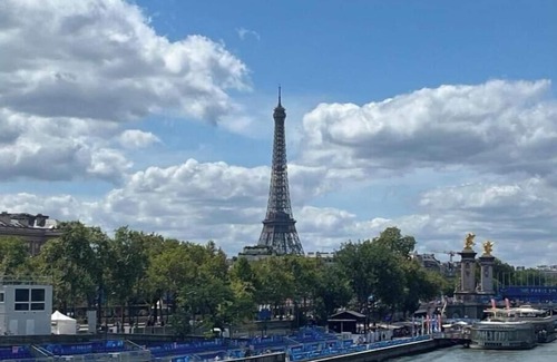 Auteuil Appartement | entre Tour Eiffel et Bois de Boulogne , appartement calme et élégant !