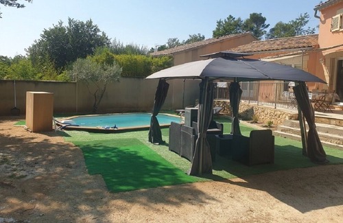 Laudun Villa | Entre vignes et garrigues (4km du Mas de So)