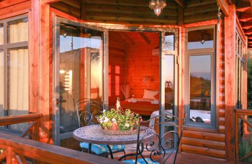 Ne'ot Golan Maison | Between Water and Sky