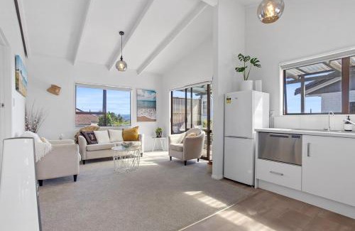 Whangamata Maison | Beverley Hills Cottage