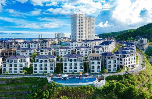 Bai Chay Station Balnéaire | Beverly Hill Ha Long Villas and Apartments