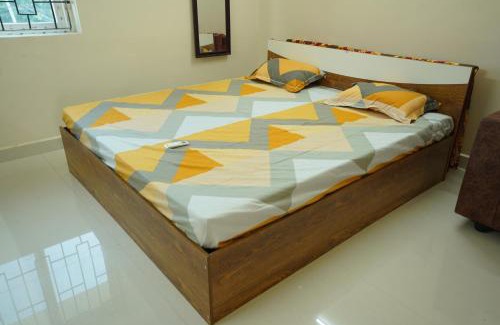 Tiruchanur Appartement | Bhakti Bliss Homestay - New Luxurious Pent house with AC