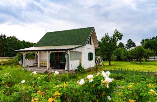 Rawa Mazowiecka Cabine | Biały Domek w Ogrodzie Różanym