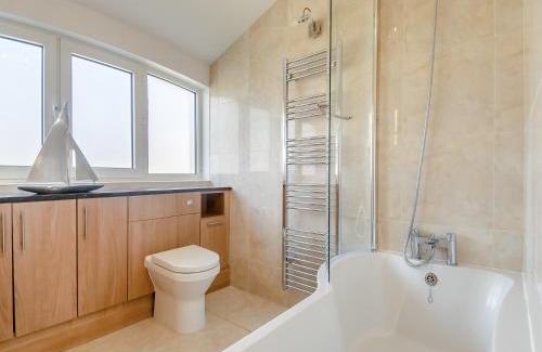 Wroxham Maison | Bide-A-Wee