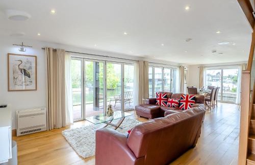Wroxham Maison | Bide-A-Wee