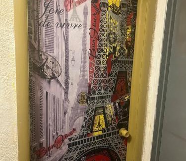 Camden Maison | Bienvenue to Paris