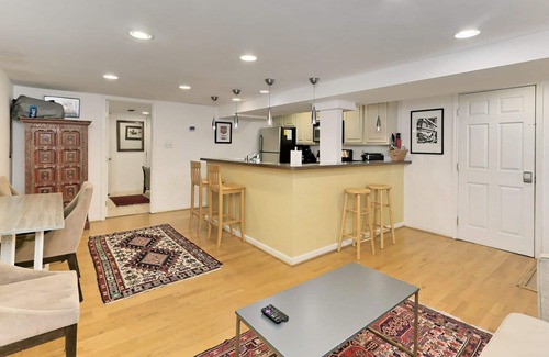 Petworth Appartement | Big 1/1 with REAL kitchen, steps2metro, amenities