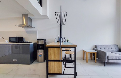 Tangerang Appartement | Big And Cozy Loft 3Br Kingland Avenue Apartment