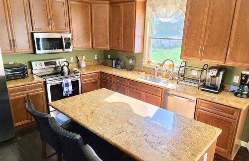 Kunkletown Maison | Big And Spacious 5-Bedroom With Outdoor Pool in Kunkletown near Blue Mountain