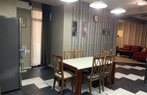 Avlabari Appartement | Grand appartement dans Avlabari